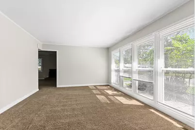 140 Nashua Street, Park Forest, IL 60466 - Photo 4