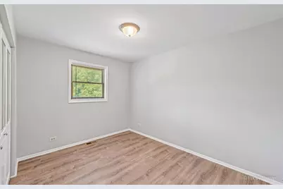 544-548 N Hainesville Road, Round Lake Park, IL 60073 - Photo 14