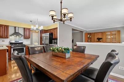 36098 N New Bridge Court, Gurnee, IL 60031 - Photo 8