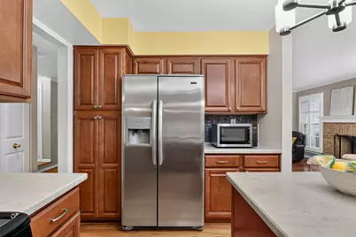 36098 N New Bridge Court, Gurnee, IL 60031 - Photo 12