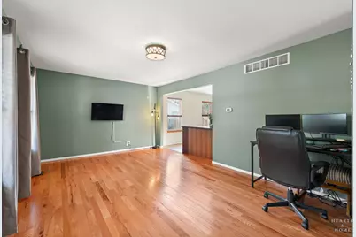 695 Fox Run Lane, Algonquin, IL 60102 - Photo 4