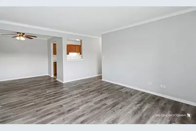 960 N Lakeside Drive #2-A, Vernon Hills, IL 60061 - Photo 6