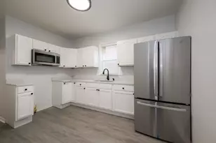 7653 S St Lawrence Ave, Chicago, IL 60619 - Photo 8