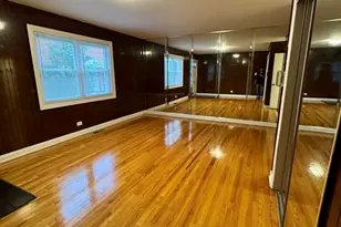 1411 W Touhy Ave, Chicago, IL 60626 - Photo 2