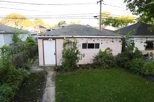 1166 S Elmwood Ave, Oak Park, IL 60304 - Photo 10
