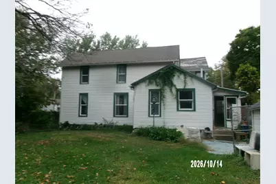 319 W Park Avenue, Watseka, IL 60970 - Photo 6