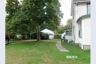 319 W Park Avenue, Watseka, IL 60970 - Photo 2