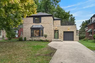 519 Uvedale Rd, Riverside, IL 60546 - Photo 1