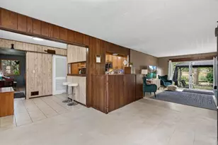 7106 Beckwith Rd, Morton Grove, IL 60053 - Photo 4