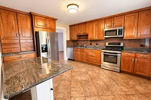 5218 N Delphia Ave, Chicago, IL 60656 - Photo 2