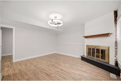 149 S Lancaster Drive, Bolingbrook, IL 60440 - Photo 6