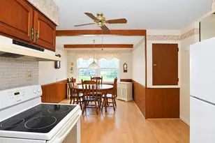 3207 Oriole Ln, Rolling Meadows, IL 60008 - Photo 8