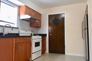 6240 N Francisco Ave, Chicago, IL 60659 - Photo 2