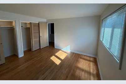 2507 W Howard Street, Chicago, IL 60645 - Photo 46