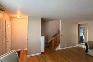 2507 W Howard St, Chicago, IL 60645 - Photo 10