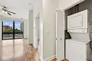 2035 S Indiana Ave, Chicago, IL 60616 - Photo 10