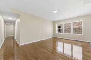 7741 S Phillips Ave, Chicago, IL 60649 - Photo 4