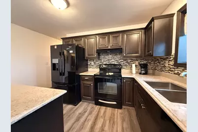 335 Richardson Drive, Wedron, IL 61882 - Photo 6