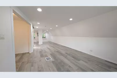 2203 N 74th Avenue, Elmwood Park, IL 60707 - Photo 12
