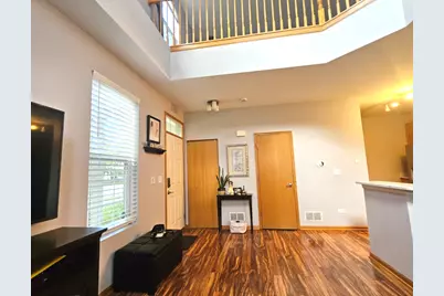 363 S Litchfield Drive, Round Lake, IL 60073 - Photo 10