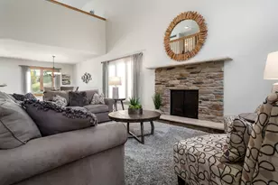 4766 Chandan Woods Dr, Cherry Valley, IL 61016 - Photo 4