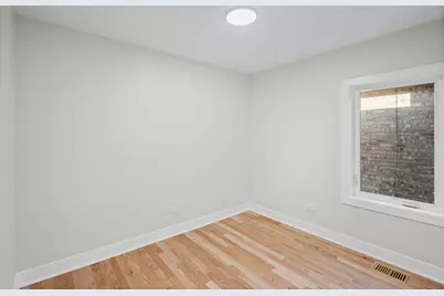 2709 Wesley Avenue, Berwyn, IL 60402 - Photo 16