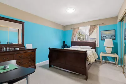 612 Cobblestone Circle #E, Glenview, IL 60025 - Photo 10