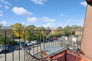 612 Cobblestone Circle, Glenview, IL 60025 - Photo 14
