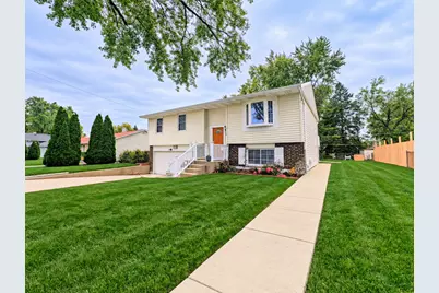 1468 Van Meter Drive, Glendale Heights, IL 60139 - Photo 1