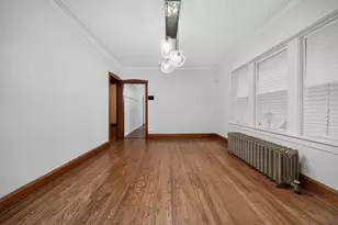 5128 W Montana St, Chicago, IL 60639 - Photo 8