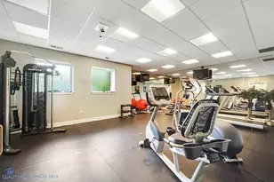 77 N Quentin Rd, Palatine, IL 60067 - Photo 14