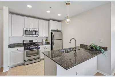 7757 Van Buren Street #206, Forest Park, IL 60130 - Photo 6