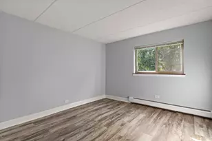 586 Fairway View Dr, Wheeling, IL 60090 - Photo 8