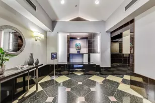111 W Maple St, Chicago, IL 60610 - Photo 26
