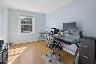 5825 N Caldwell Ave, Chicago, IL 60646 - Photo 12