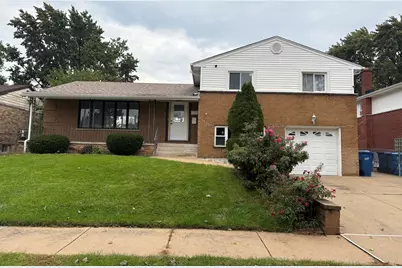 1621 Clay Court #House, Melrose Park, IL 60160 - Photo 2