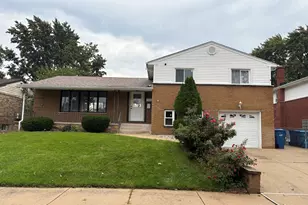 1621 Clay Ct, Melrose Park, IL 60160 - Photo 2