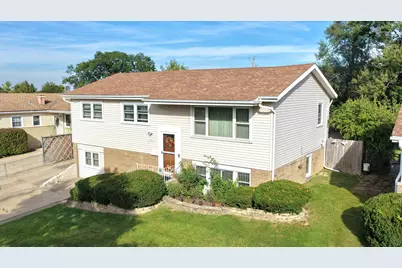 9001 S Maple Lane, Hickory Hills, IL 60457 - Photo 22