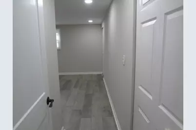 423 Blackhawk Avenue, Carpentersville, IL 60110 - Photo 16