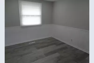 423 Blackhawk Avenue, Carpentersville, IL 60110 - Photo 22