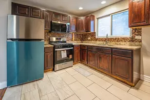 8036 S Vernon Ave, Chicago, IL 60619 - Photo 14