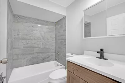 3 Timber Lane #3, Vernon Hills, IL 60061 - Photo 8