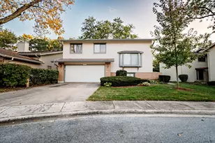 3405 Golfview Dr, Hazel Crest, IL 60429 - Photo 1