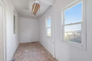 8247 S Throop St, Chicago, IL 60620 - Photo 18
