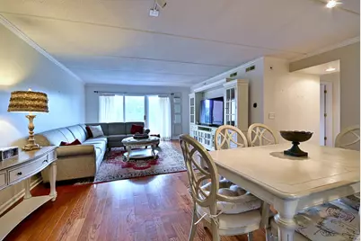 6807 N Milwaukee Avenue #302, Niles, IL 60714 - Photo 10