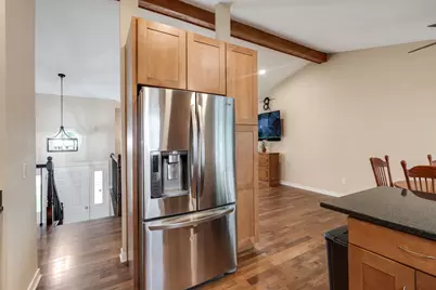219 Newport Trail, McHenry, IL 60050 - Photo 10