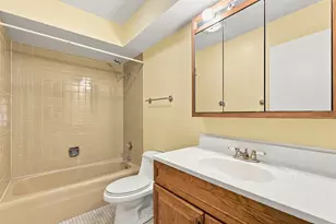 5501 Lincoln Ave, Morton Grove, IL 60053 - Photo 20