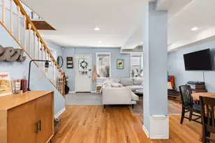 2122 W Huron St, Chicago, IL 60622 - Photo 12