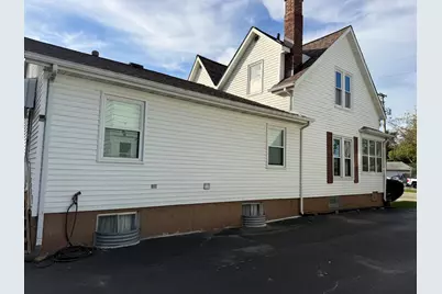 1318 Pleasant Street, Dekalb, IL 60115 - Photo 12