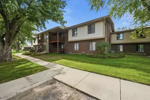 603 Garden Cir, Streamwood, IL 60107 - Photo 1